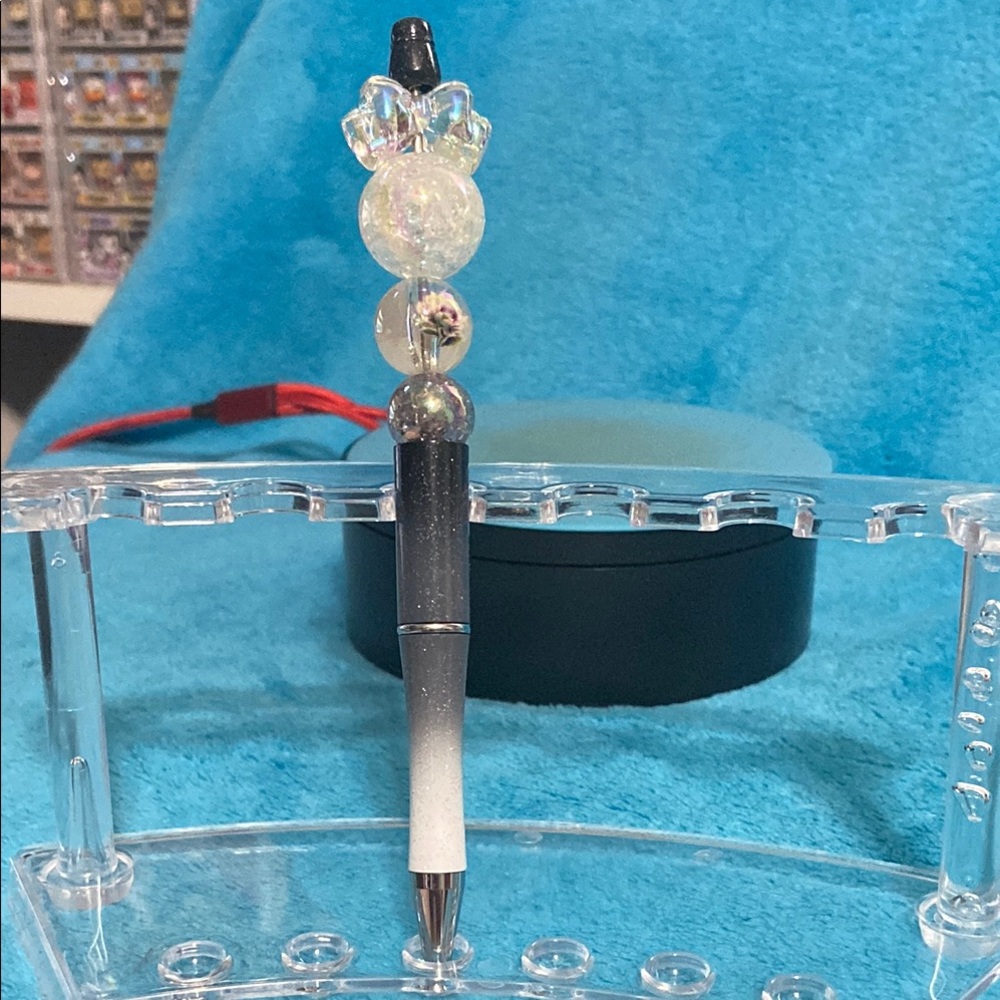 Black and White Gradient Pen with Beaded Top